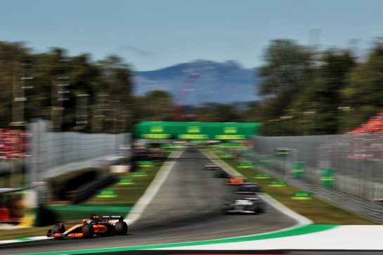 Daniel Ricciardo (AUS) McLaren MCL36.
11.09.2022. Formula 1 World Championship, Rd 16, Italian Grand Prix, Monza, Italy, Race Day.
- www.xpbimages.com, EMail: requests@xpbimages.com © Copyright: Coates / XPB Images