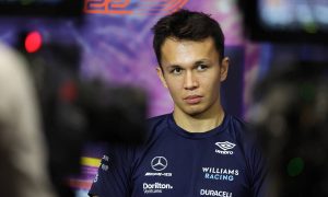 Albon feels 'as fit as I can be' for grueling Singapore GP