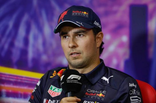 Sergio Perez (MEX) Red Bull Racing in the FIA Press Conference.
29.09.2022. Formula 1 World Championship, Rd 17, Singapore Grand Prix, Marina Bay Street Circuit, Singapore, Preparation Day.
- www.xpbimages.com, EMail: requests@xpbimages.com © Copyright: XPB Images