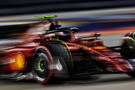 Carlos Sainz Jr (ESP) Ferrari F1-75.
30.09.2022. Formula 1 World Championship, Rd 17, Singapore Grand Prix, Marina Bay Street Circuit, Singapore, Practice Day.
- www.xpbimages.com, EMail: requests@xpbimages.com © Copyright: Moy / XPB Images