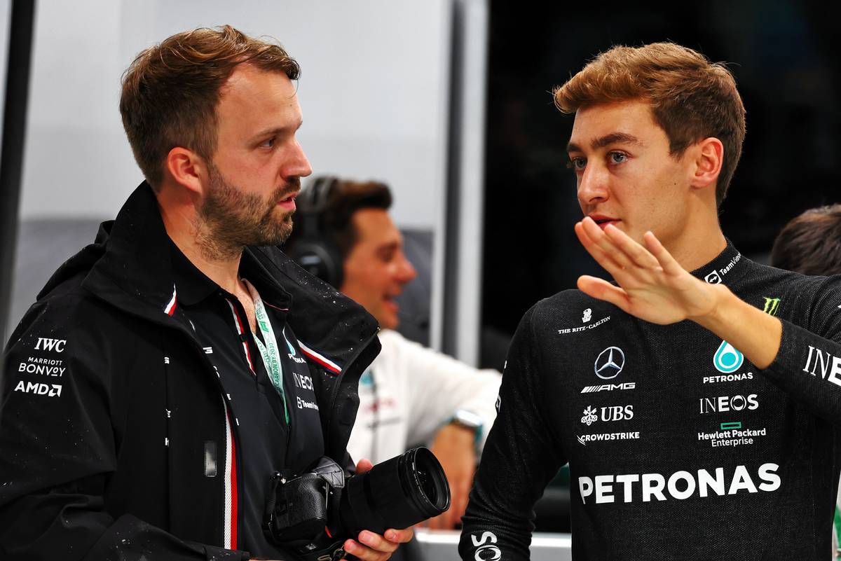 George Russell (GBR) Mercedes AMG F1. 01.10.2022. Formula 1 World Championship, Rd 17, Singapore Grand Prix, Marina Bay Street Circuit, Singapore, Qualifying 