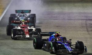 Latifi handed Japanese GP grid penalty for Zhou clash