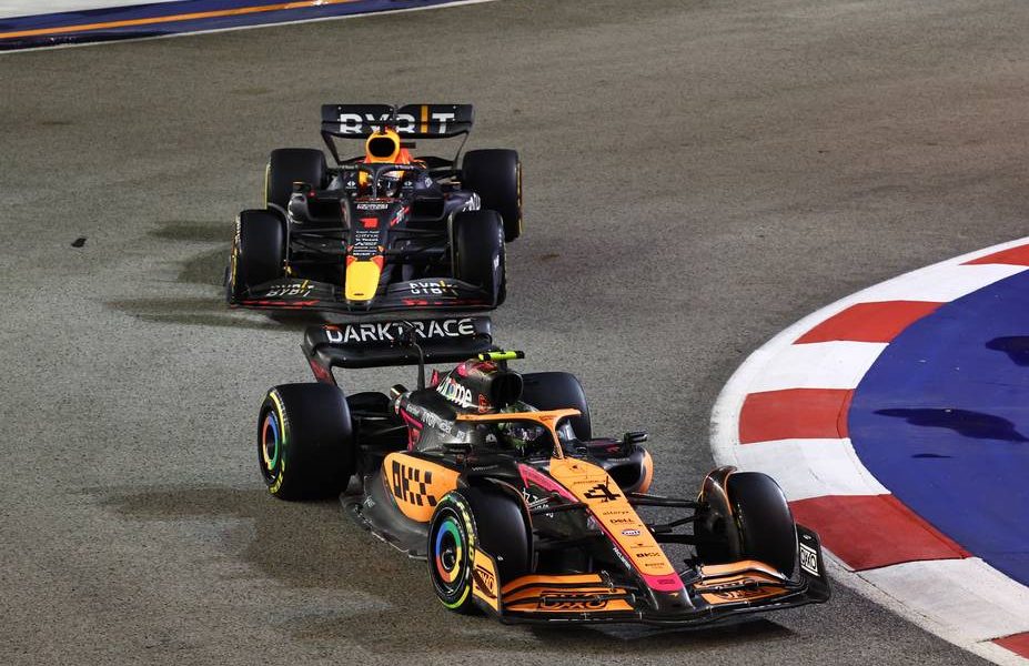 Lando Norris (GBR), McLaren F1 Team 02.10.2022. Formula 1 World Championship, Rd 17, Singapore Grand Prix, Marina Bay Street Circuit, Singapore, Race