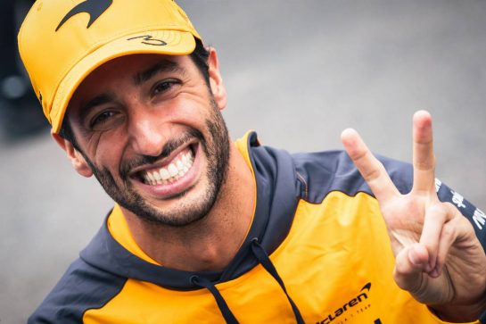 Daniel Ricciardo (AUS) McLaren.
06.10.2022. Formula 1 World Championship, Rd 18, Japanese Grand Prix, Suzuka, Japan, Preparation Day.
- www.xpbimages.com, EMail: requests@xpbimages.com © Copyright: Bearne / XPB Images
