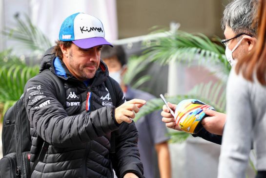 Fernando Alonso (ESP) Alpine F1 Team.
08.10.2022. Formula 1 World Championship, Rd 18, Japanese Grand Prix, Suzuka, Japan, Qualifying Day.
- www.xpbimages.com, EMail: requests@xpbimages.com © Copyright: Batchelor / XPB Images