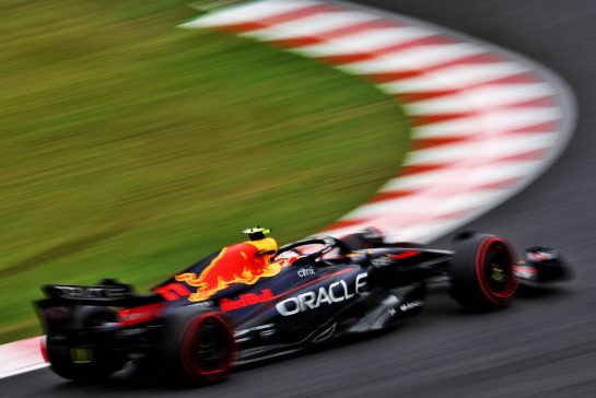Sergio Perez (MEX) Red Bull Racing RB18.
08.10.2022. Formula 1 World Championship, Rd 18, Japanese Grand Prix, Suzuka, Japan, Qualifying Day.
- www.xpbimages.com, EMail: requests@xpbimages.com © Copyright: Coates / XPB Images