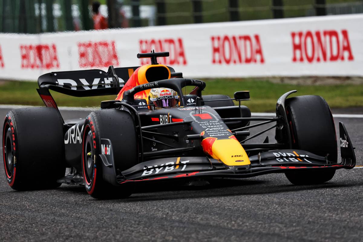 Max Verstappen (NLD) Red Bull Racing RB18. 08.10.2022. Formula 1 World Championship, Rd 18, Japanese Grand Prix, Suzuka, Japan, Qualifying