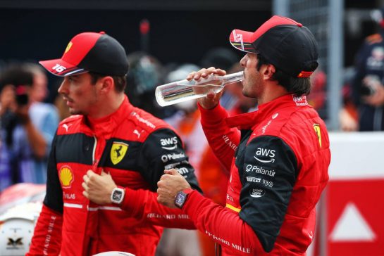 Carlos Sainz Jr (ESP) Ferrari and Charles Leclerc (MON) Ferrari in qualifying parc ferme.
08.10.2022. Formula 1 World Championship, Rd 18, Japanese Grand Prix, Suzuka, Japan, Qualifying Day.
- www.xpbimages.com, EMail: requests@xpbimages.com © Copyright: Coates / XPB Images