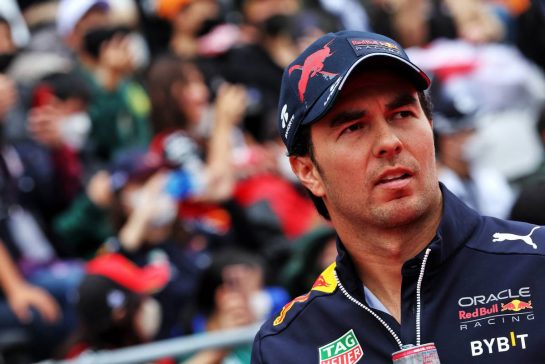 Sergio Perez (MEX) Red Bull Racing on the drivers parade.
09.10.2022. Formula 1 World Championship, Rd 18, Japanese Grand Prix, Suzuka, Japan, Race Day.
- www.xpbimages.com, EMail: requests@xpbimages.com © Copyright: Bearne / XPB Images