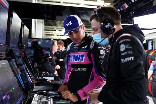 Esteban Ocon (FRA) Alpine F1 Team.
09.10.2022. Formula 1 World Championship, Rd 18, Japanese Grand Prix, Suzuka, Japan, Race Day.
- www.xpbimages.com, EMail: requests@xpbimages.com © Copyright: Batchelor / XPB Images