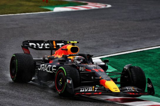Sergio Perez (MEX) Red Bull Racing RB18.
09.10.2022. Formula 1 World Championship, Rd 18, Japanese Grand Prix, Suzuka, Japan, Race Day.
- www.xpbimages.com, EMail: requests@xpbimages.com © Copyright: Coates / XPB Images