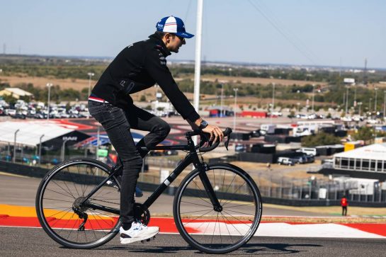 Esteban Ocon (FRA) Alpine F1 Team rides the circuit.
20.10.2022. Formula 1 World Championship, Rd 19, United States Grand Prix, Austin, Texas, USA, Preparation Day.
- www.xpbimages.com, EMail: requests@xpbimages.com © Copyright: Bearne / XPB Images