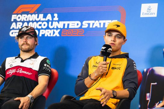 (L to R): Valtteri Bottas (FIN) Alfa Romeo F1 Team and Lando Norris (GBR) McLaren in the FIA Press Conference.
20.10.2022. Formula 1 World Championship, Rd 19, United States Grand Prix, Austin, Texas, USA, Preparation Day.
- www.xpbimages.com, EMail: requests@xpbimages.com © Copyright: Bearne / XPB Images