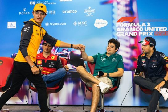 (L to R): Lando Norris (GBR) McLaren; Carlos Sainz Jr (ESP) Ferrari; Lance Stroll (CDN) Aston Martin F1 Team; and Sergio Perez (MEX) Red Bull Racing in the FIA Press Conference.
20.10.2022. Formula 1 World Championship, Rd 19, United States Grand Prix, Austin, Texas, USA, Preparation Day.
- www.xpbimages.com, EMail: requests@xpbimages.com © Copyright: Bearne / XPB Images