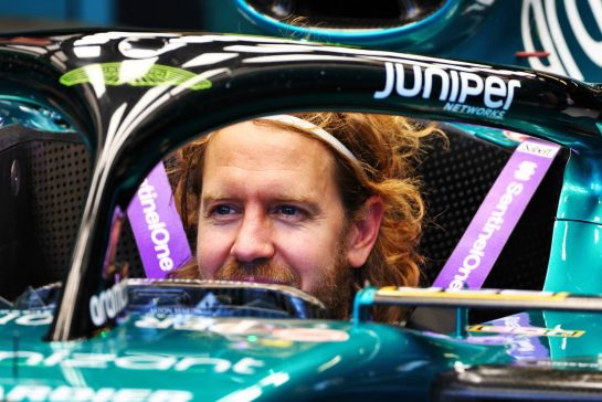 Sebastian Vettel (GER) Aston Martin F1 Team AMR22.
20.10.2022. Formula 1 World Championship, Rd 19, United States Grand Prix, Austin, Texas, USA, Preparation Day.
- www.xpbimages.com, EMail: requests@xpbimages.com © Copyright: Coates / XPB Images