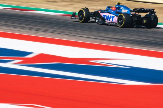 Esteban Ocon (FRA) Alpine F1 Team A522.
22.10.2022. Formula 1 World Championship, Rd 19, United States Grand Prix, Austin, Texas, USA, Qualifying Day.
- www.xpbimages.com, EMail: requests@xpbimages.com © Copyright: Bearne / XPB Images