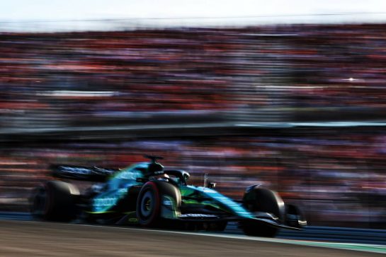 Lance Stroll (CDN) Aston Martin F1 Team AMR22.
22.10.2022. Formula 1 World Championship, Rd 19, United States Grand Prix, Austin, Texas, USA, Qualifying Day.
- www.xpbimages.com, EMail: requests@xpbimages.com © Copyright: Coates / XPB Images