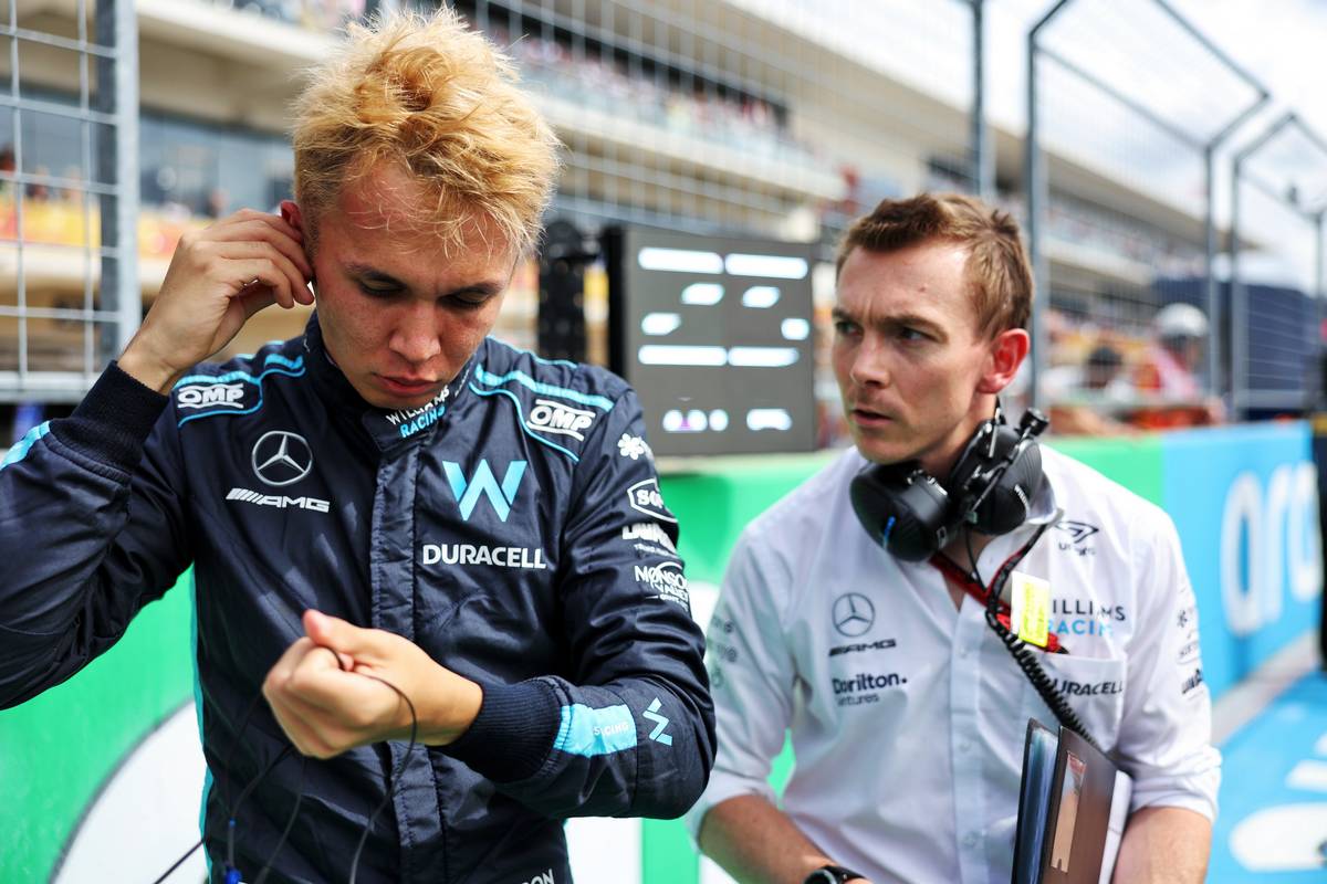 Alexander Albon (THA) Williams Racing on the grid. 23.10.2022. Formula 1 World Championship, Rd 19, United States Grand Prix, Austin, Texas, USA, Race