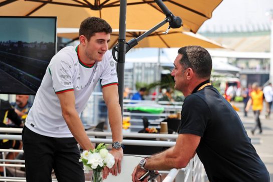 (L to R): Jack Doohan (AUS) Alpine Academy Driver with Max Papis (ITA).
27.10.2022. Formula 1 World Championship, Rd 20, Mexican Grand Prix, Mexico City, Mexico, Preparation Day.
- www.xpbimages.com, EMail: requests@xpbimages.com © Copyright: Moy / XPB Images