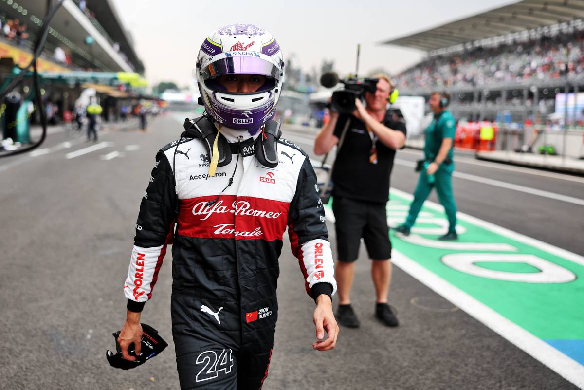 Guanyu Zhou (CHN) Alfa Romeo F1 Team. 28.10.2022. Formula 1 World Championship, Rd 20, Mexican Grand Prix, Mexico City, Mexico, Practice