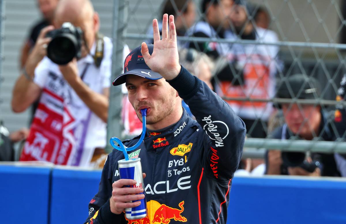 Max Verstappen (NLD) Red Bull Racing celebrates his pole position in qualifying parc ferme.  29.10.2022. Formula 1 World Championship, Rd 20, Mexican Grand Prix, Mexico City, Mexico, Qualifying