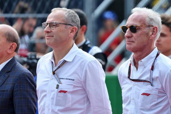 (L to R): Stefano Domenicali (ITA) Formula One President and CEO and Greg Maffei (USA) Liberty Media Corporation President and Chief Executive Officer on the grid.
30.10.2022. Formula 1 World Championship, Rd 20, Mexican Grand Prix, Mexico City, Mexico, Race Day.
- www.xpbimages.com, EMail: requests@xpbimages.com © Copyright: Batchelor / XPB Images