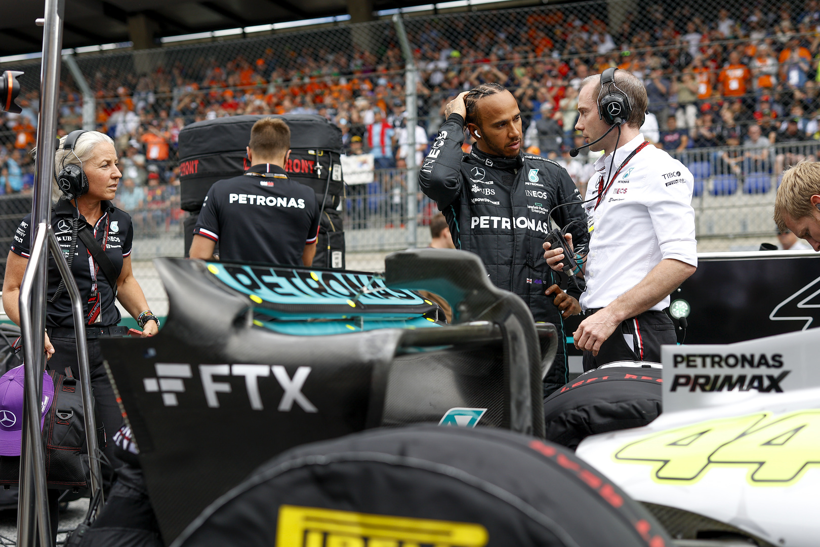 Mercedes F1 team suspends partnership with FTX