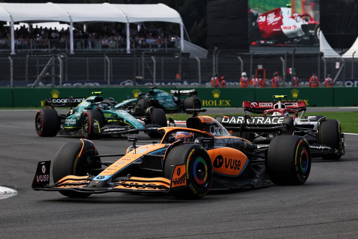 Daniel Ricciardo (AUS) McLaren MCL36. 30.10.2022. Formula 1 World Championship, Rd 20, Mexican Grand Prix, Mexico City, Mexico, Race