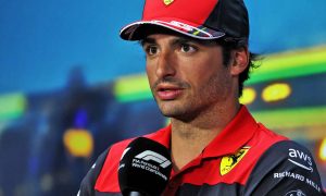 Sainz handed grid penalty after Ferrari engine change