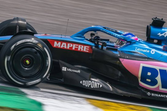 Fernando Alonso (ESP) Alpine F1 Team A522.
11.11.2022. Formula 1 World Championship, Rd 21, Brazilian Grand Prix, Sao Paulo, Brazil, Qualifying Day.
- www.xpbimages.com, EMail: requests@xpbimages.com © Copyright: Bearne / XPB Images