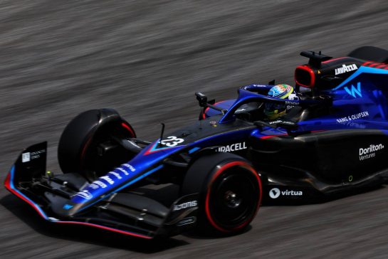Alexander Albon (THA) Williams Racing FW44.
11.11.2022. Formula 1 World Championship, Rd 21, Brazilian Grand Prix, Sao Paulo, Brazil, Qualifying Day.
- www.xpbimages.com, EMail: requests@xpbimages.com © Copyright: Coates / XPB Images