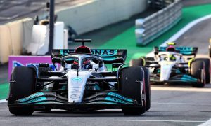Calculating Russell puts Mercedes in 'luxury position'