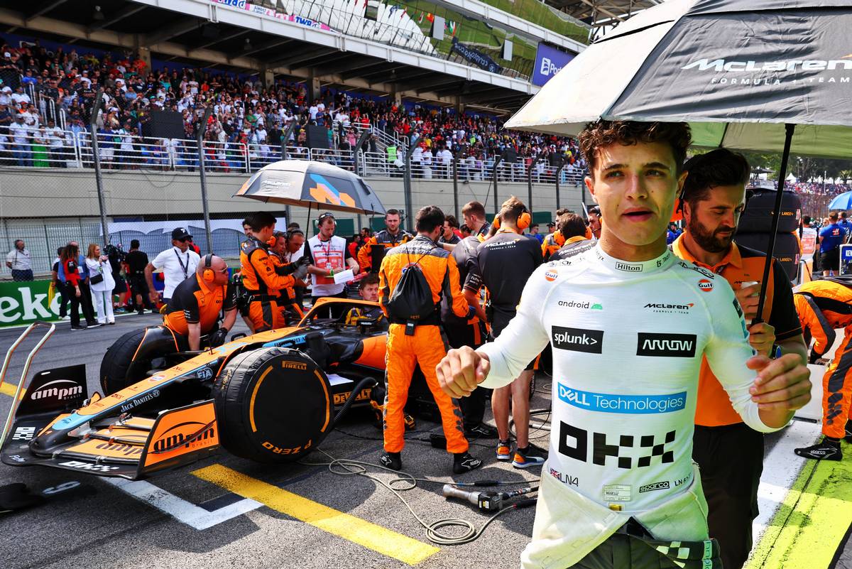 Lando Norris (GBR) McLaren MCL36 on the grid. 13.11.2022. Formula 1 World Championship, Rd 21, Brazilian Grand Prix, Sao Paulo, Brazil, Race