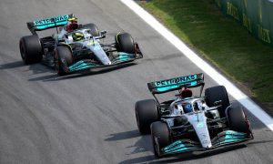 Wolff: Mercedes car still 'too draggy' to prevail in Abu Dhabi