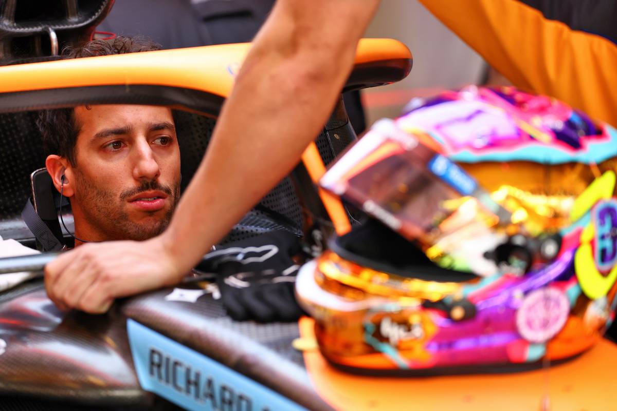 Daniel Ricciardo (AUS) McLaren MCL36. 18.11.2022. Formula 1 World Championship, Rd 22, Abu Dhabi Grand Prix, Yas Marina Circuit, Abu Dhabi, Practice