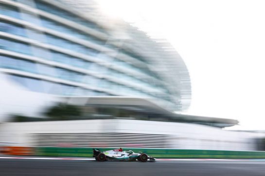 Lewis Hamilton (GBR), Mercedes AMG F1  19.11.2022. Formula 1 World Championship, Rd 22, Abu Dhabi Grand Prix, Yas Marina Circuit, Abu Dhabi, Qualifying Day.- www.xpbimages.com, EMail: requests@xpbimages.com © Copyright: Charniaux / XPB Images
