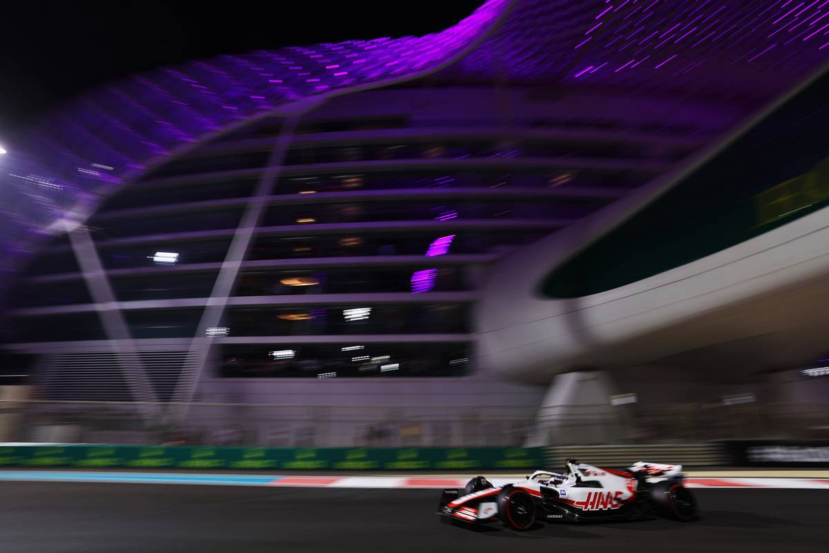 Kevin Magnussen (DEN) Haas VF-22. 19.11.2022. Formula 1 World Championship, Rd 22, Abu Dhabi Grand Prix, Yas Marina Circuit, Abu Dhabi, Qualifying