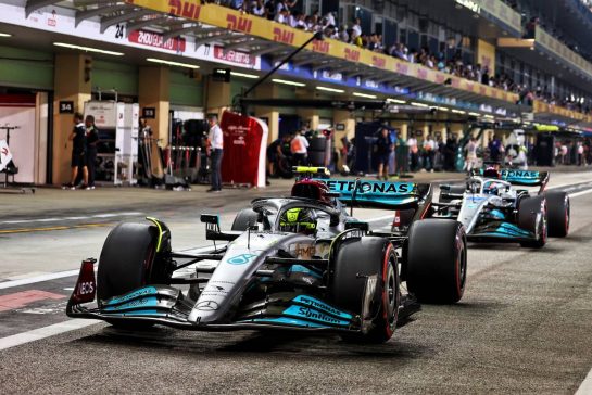 Lewis Hamilton (GBR) Mercedes AMG F1 W13.
19.11.2022. Formula 1 World Championship, Rd 22, Abu Dhabi Grand Prix, Yas Marina Circuit, Abu Dhabi, Qualifying Day.
- www.xpbimages.com, EMail: requests@xpbimages.com © Copyright: Batchelor / XPB Images