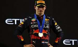 Verstappen caps 'unbelievable' record-breaking year