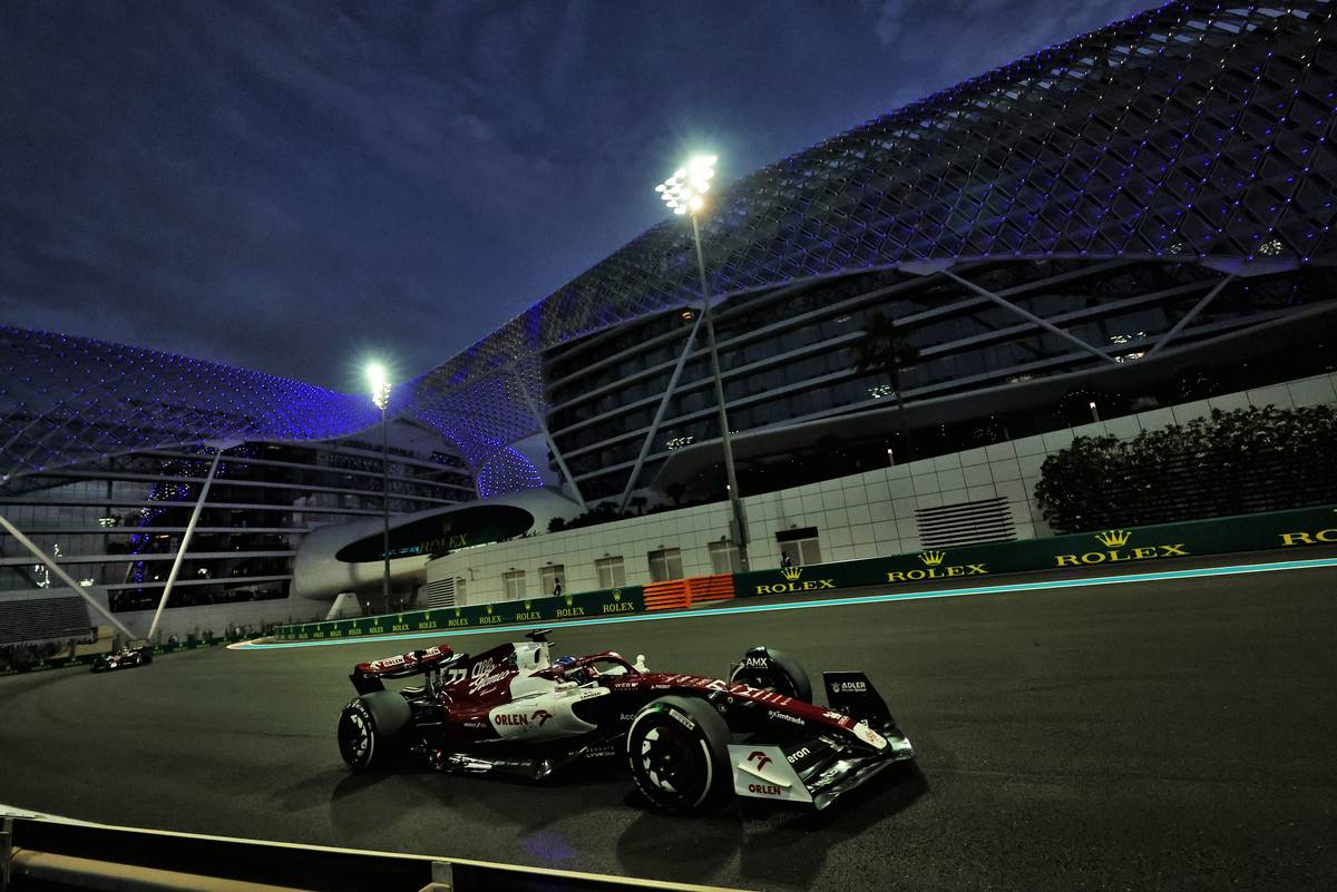 Valtteri Bottas (FIN) Alfa Romeo F1 Team C42. 20.11.2022. Formula 1 World Championship, Rd 22, Abu Dhabi Grand Prix, Yas Marina Circuit, Abu Dhabi, Race