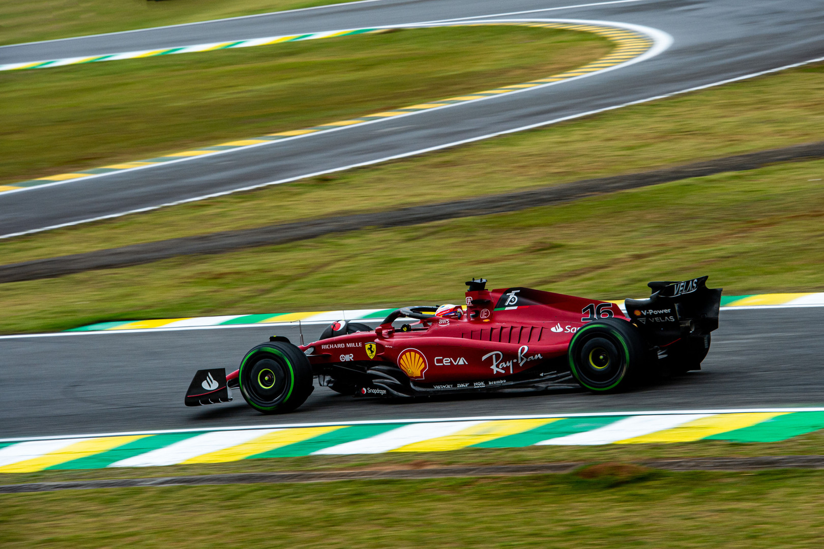 Leclerc ‘kecewa’ dengan pertaruhan ban Ferrari yang gagal di Q3