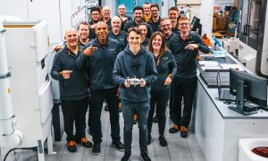 Piastri welcomed into McLaren family at Woking