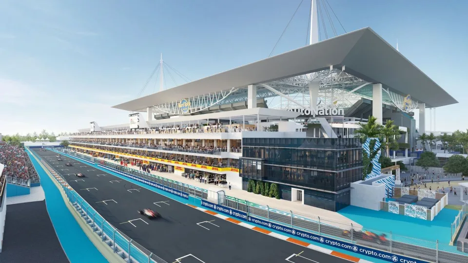 Miami mendapatkan permukaan lintasan baru – paddock bergerak di dalam stadion!