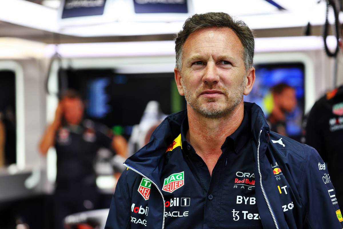 Christian Horner (GBR) Director del equipo Red Bull Racing.  01.10.2022.  Campeonato del Mundo de Fórmula 1, Rd 17, Gran Premio de Singapur, Circuito urbano de Marina Bay, Singapur, Clasificación