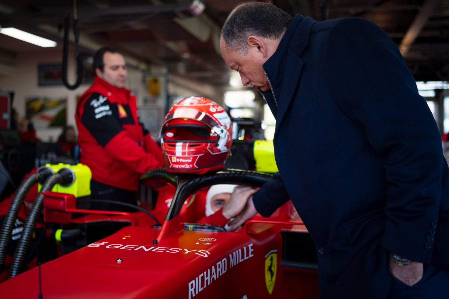 Vasseur menertawakan laporan peningkatan tenaga mesin Ferrari