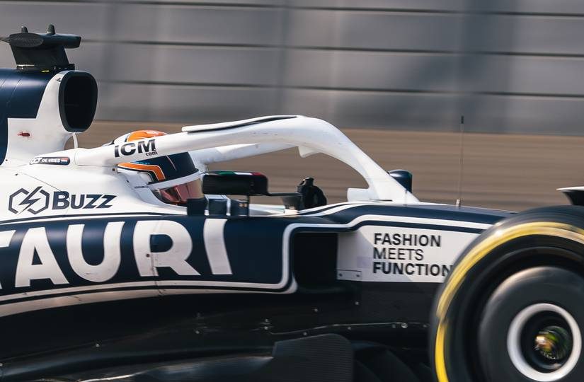 Nyck de Vries (NLD) AlphaTauri AT03. 22.11.2022. Formula 1 Testing, Yas Marina Circuit, Abu Dhabi, Tuesday.