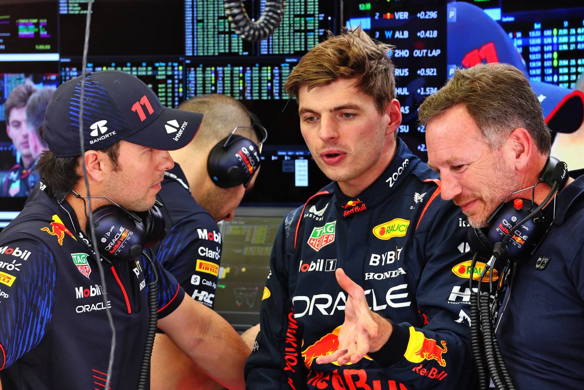 Sergio Perez (MEX) Red Bull Racing with Max Verstappen (NLD) Red Bull Racing and Christian Horner (GBR) Red Bull Racing Team Principal. 23.02.2023. Formula 1 Testing, Sakhir, Bahrain, Day One.