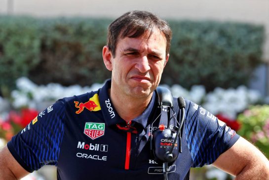 Pierre Wache (FRA) Red Bull Racing Technical Director.
24.02.2023. Formula 1 Testing, Sakhir, Bahrain, Day Two.
- www.xpbimages.com, EMail: requests@xpbimages.com © Copyright: Moy / XPB Images