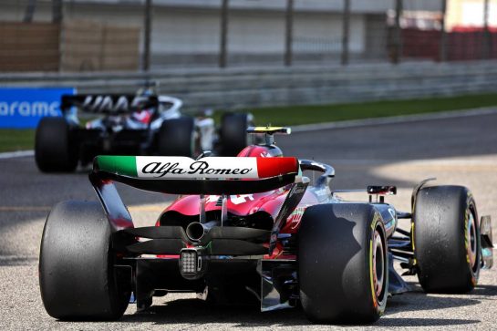 Zhou Guanyu (CHN) Alfa Romeo F1 Team C39 - practice start.
24.02.2023. Formula 1 Testing, Sakhir, Bahrain, Day Two.
- www.xpbimages.com, EMail: requests@xpbimages.com © Copyright: Moy / XPB Images