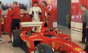 Leclerc revives Schumacher's title-winning F2003!